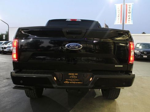 Used 2018 Ford F150 XLT w/ Equipment Group 302A Luxury AWD/4WD image 4