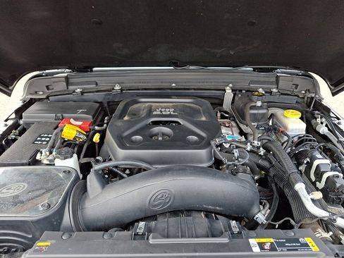 Certified 2022 Jeep Wrangler Unlimited Sahara w/ Cold Weather Group image 29