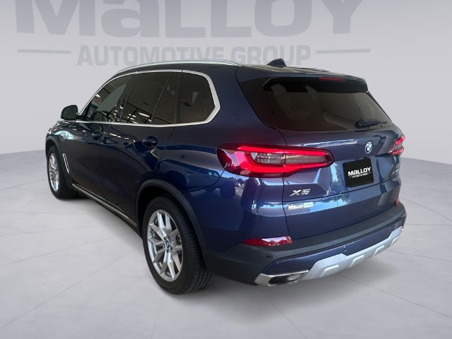Used 2022 BMW X5 xDrive45e w/ Luxury Seating Package AWD/4WD image 3