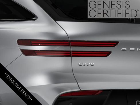 Used 2026 Genesis GV70 2.5T Advanced AWD/4WD image 13