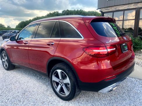 Used 2018 Mercedes-Benz GLC 300 4MATIC image 5