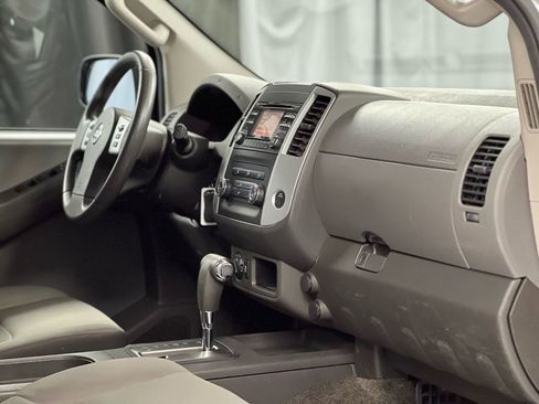 Used 2014 Nissan Xterra S image 20