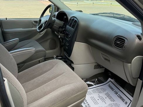 Used 2007 Dodge Caravan SXT FWD image 14