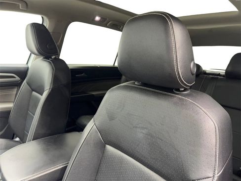 Used 2023 Volkswagen Atlas SE w/ Panoramic Sunroof Package image 27