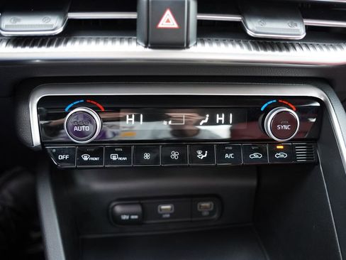 Used 2024 Kia K5 GT-Line w/ GT-Line Premium Package image 24