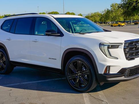 New 2026 GMC Acadia Elevation image 6