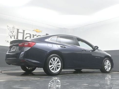 Used 2018 Chevrolet Malibu LT FWD image 32