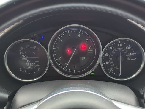 Used 2016 MAZDA MX-5 Miata Club image 16