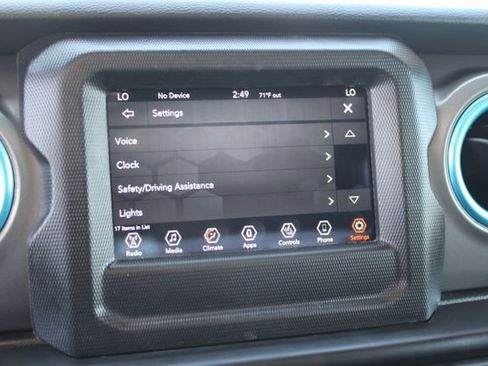 Used 2022 Jeep Wrangler Unlimited Sport AWD/4WD image 28