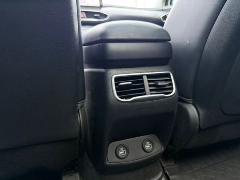 Used 2022 Hyundai Santa Fe SEL w/ Convenience + Premium Package image 26