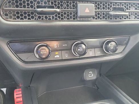 Certified 2024 Honda HR-V LX image 26