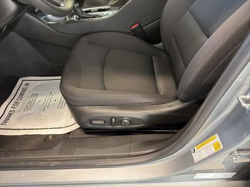 Used 2024 Chevrolet Malibu LT image 12