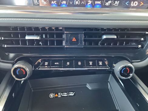 New 2026 Chevrolet Suburban Premier w/ Sun And Tow Package image 27