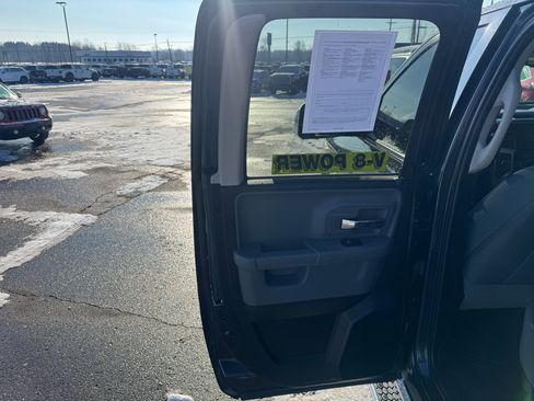 Used 2016 RAM 1500 Big Horn image 13