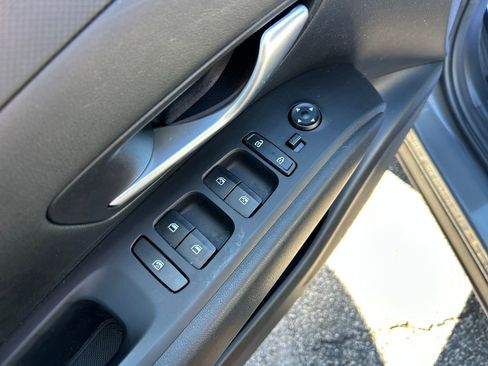 Used 2023 Hyundai Santa Cruz SEL image 12