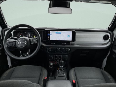 Used 2025 Jeep Wrangler Willys image 28