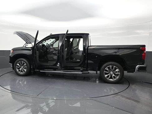 Used 2024 Chevrolet Silverado 1500 LT RWD image 30