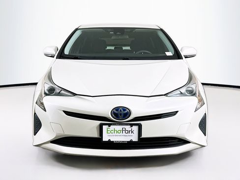 Used 2017 Toyota Prius One FWD image 2