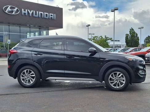 Used 2018 Hyundai Tucson SEL Plus image 2
