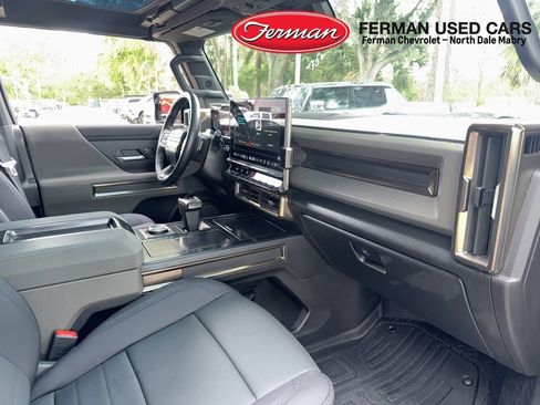 Used 2024 GMC Hummer EV 3X w/ Extreme Off-Road Package AWD/4WD image 8
