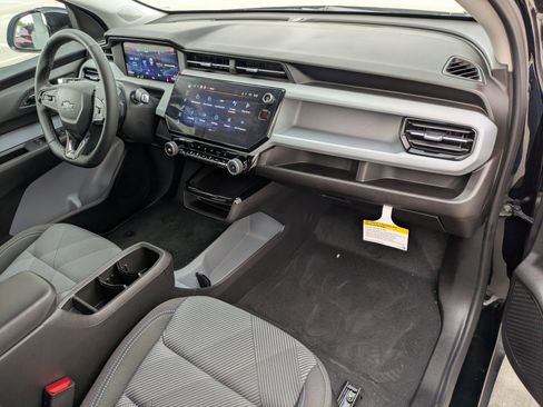 New 2027 Chevrolet Bolt LT w/ Comfort Package image 14