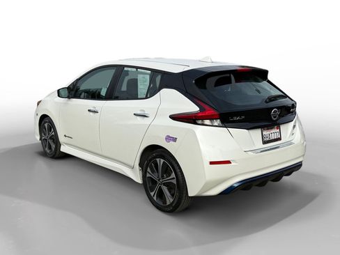 Used 2019 Nissan Leaf SV w/ SV All Weather Package image 3