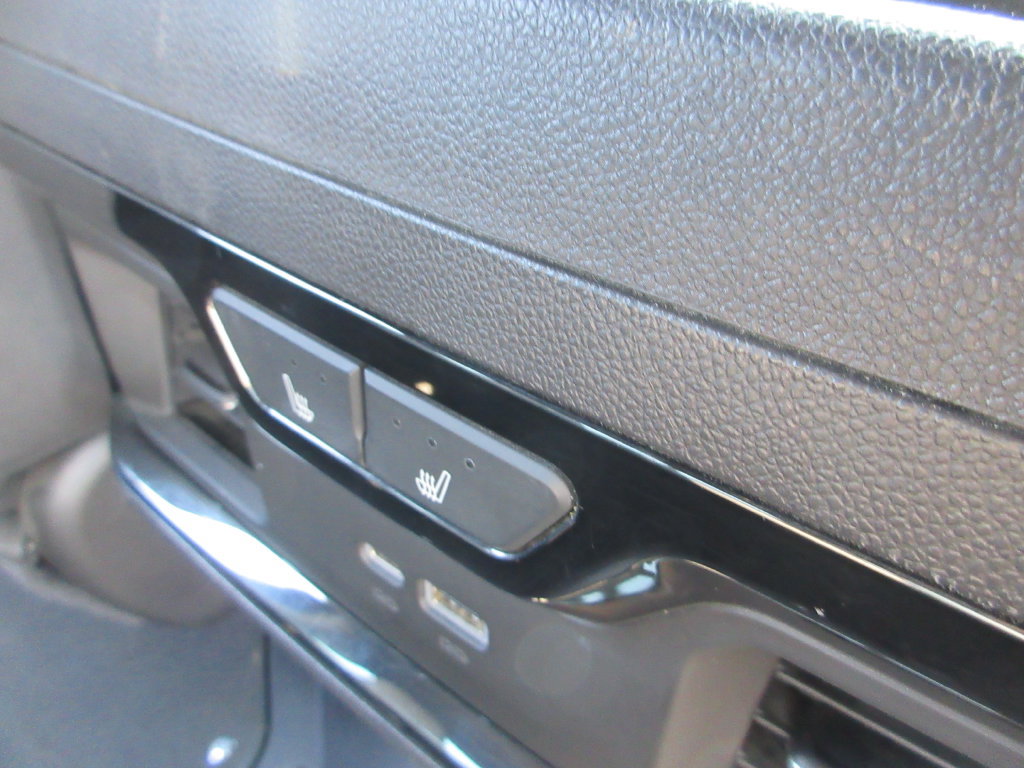 Certified 2025 GMC Sierra 1500 AT4 w/ AT4 Premium Package AWD/4WD image 24