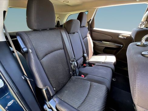 Used 2014 Dodge Journey SXT w/ Flexible Seating Group FWD image 24