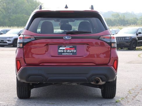 Used 2025 Subaru Forester Premium AWD/4WD image 10