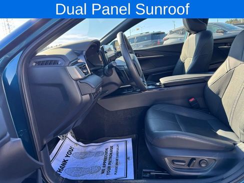 Used 2025 Toyota Camry XSE image 12