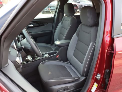 Used 2023 Chevrolet TrailBlazer LT w/ Convenience Package image 10