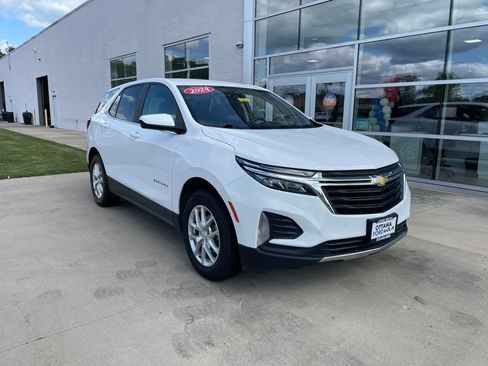 Used 2024 Chevrolet Equinox LT AWD/4WD image 1