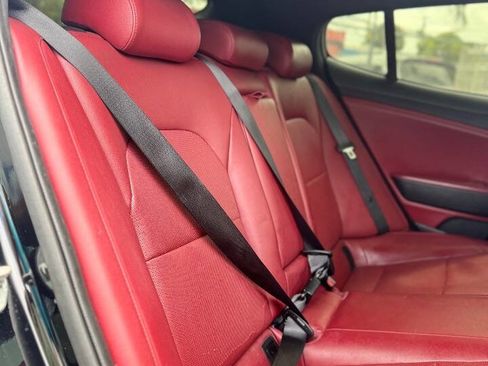 Used 2018 Kia Stinger GT1 image 21