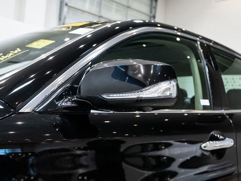 Used 2015 INFINITI Q70 L 3.7 image 9