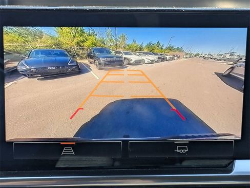 Used 2025 GMC Sierra 1500 Elevation image 15