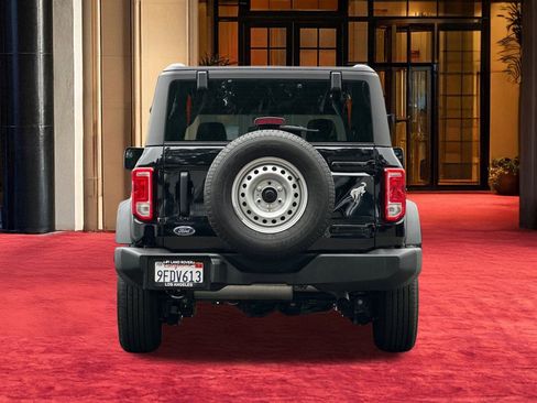 Used 2023 Ford Bronco image 11