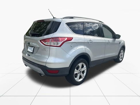 Used 2015 Ford Escape SE w/ Equipment Group 201A image 9