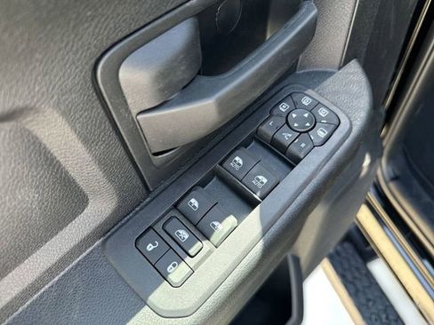 New 2025 RAM 2500 Tradesman AWD/4WD image 11