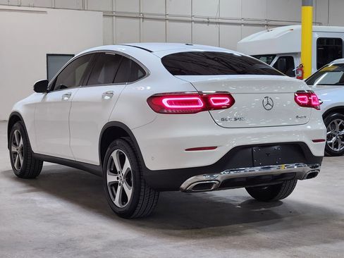 Used 2023 Mercedes-Benz GLC 300 4MATIC Coupe image 11