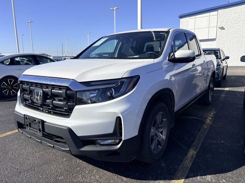 Used 2025 Honda Ridgeline RTL image 3