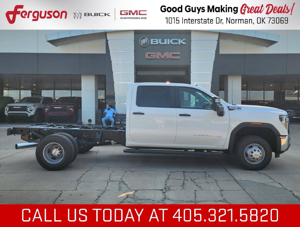New 2026 GMC Sierra 3500 Pro w/ Convenience Package AWD/4WD image 2