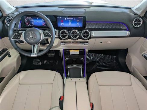 New 2026 Mercedes-Benz GLB 250 GLB 250 image 16