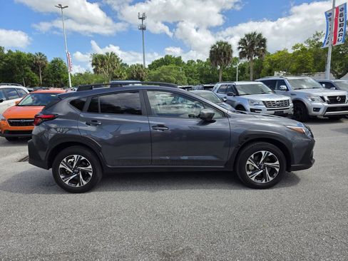Used 2024 Subaru Crosstrek 2.0i Premium image 2
