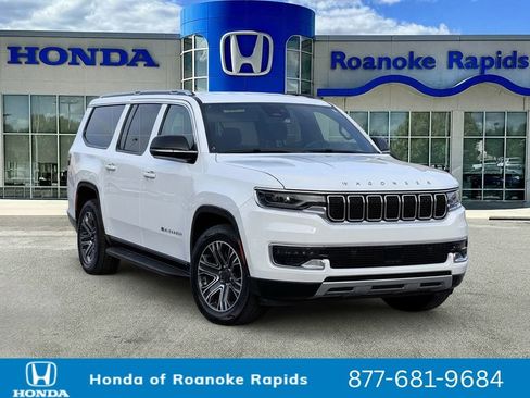 Used 2024 Jeep Wagoneer L Series II image 1