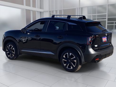 New 2026 Nissan Kicks SV w/ Cold Weather Package image 4