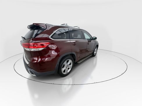 Used 2019 Toyota Highlander Limited image 8