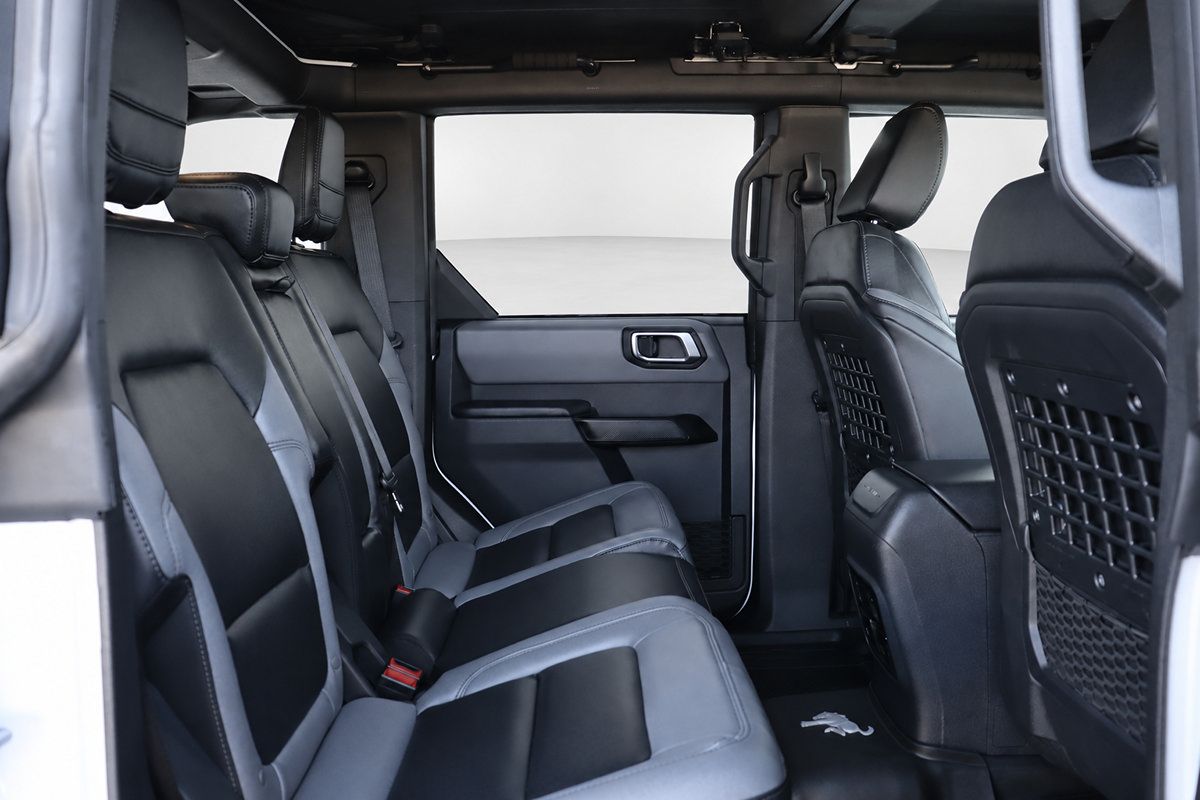 Used 2024 Ford Bronco Big Bend AWD/4WD image 14