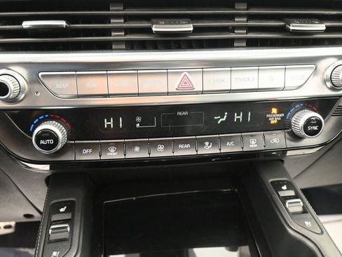 Used 2022 Kia Telluride SX image 15