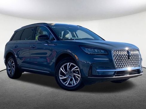 Used 2025 Lincoln Corsair AWD w/ Equipment Group 101A image 2