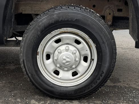 Used 2016 RAM 2500 Tradesman w/ Popular Equipment Group RWD image 11